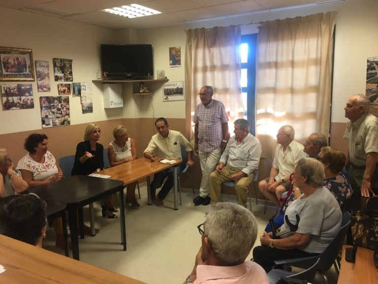 El PP se reúne con los Mayores de la Bda. San José Obrero
