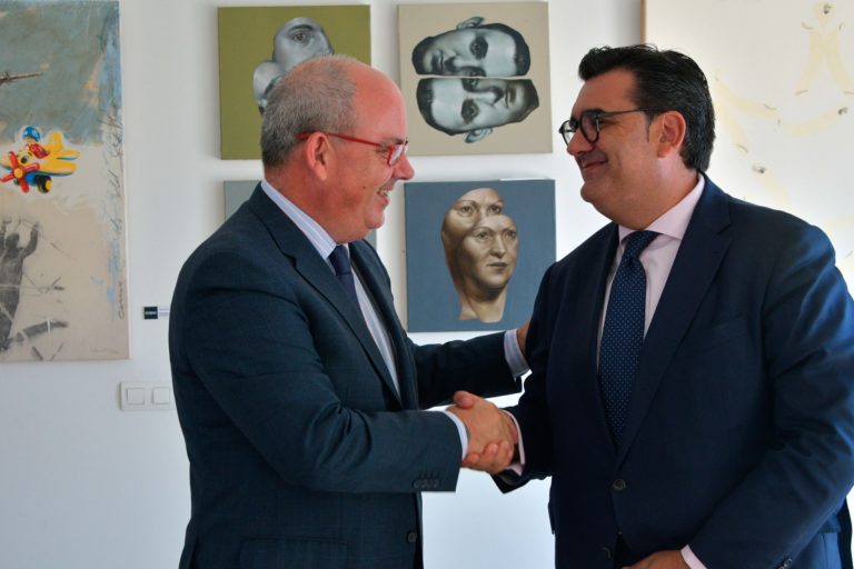 Convenio de la CEC con la empresa tecnológica Europea IT