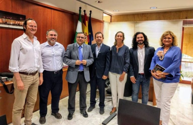 El Clúster ‘#Destinojerez’ aborda con el viceconsejero propuestas para Jerez