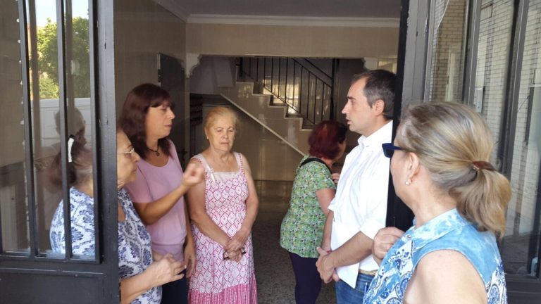 PP pide a la Junta que asuma los gastos de comunidad de las viviendas sociales de su propiedad