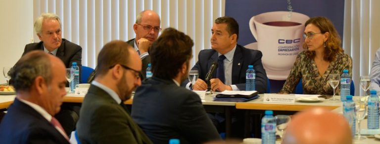 El delegado del Gobierno en Andalucía, invitado en “Café con…” de la CEC