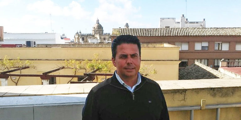 Bertolet desmiente una resolución judicial que determine que no pueda cobrar el recibo del agua