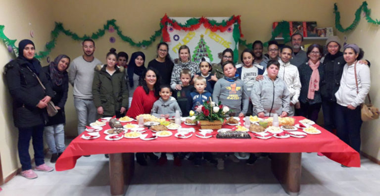 Zambomba de culturas en CEAin: celebrando la diversidad