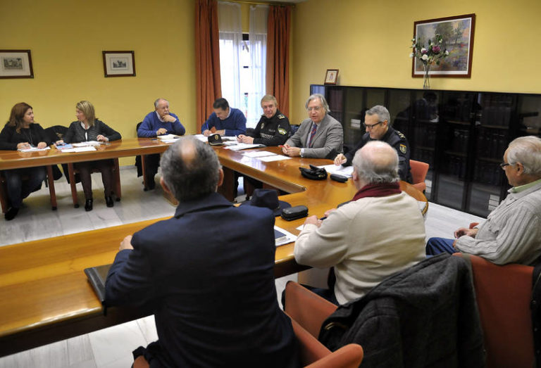 La Mesa de Seguridad de Distritos destaca la actuación policial con motivo del ‘Plan de Navidad’