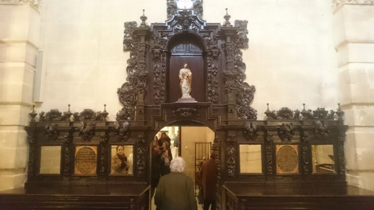 Santiago se mantendrá abierto a  visitas durante el próximo 28 de febrero