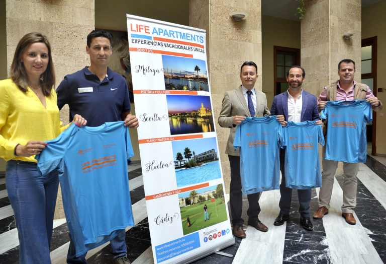 El Ayuntamiento colabora con el deporte base y familiar del circuito Extreme Padel Series