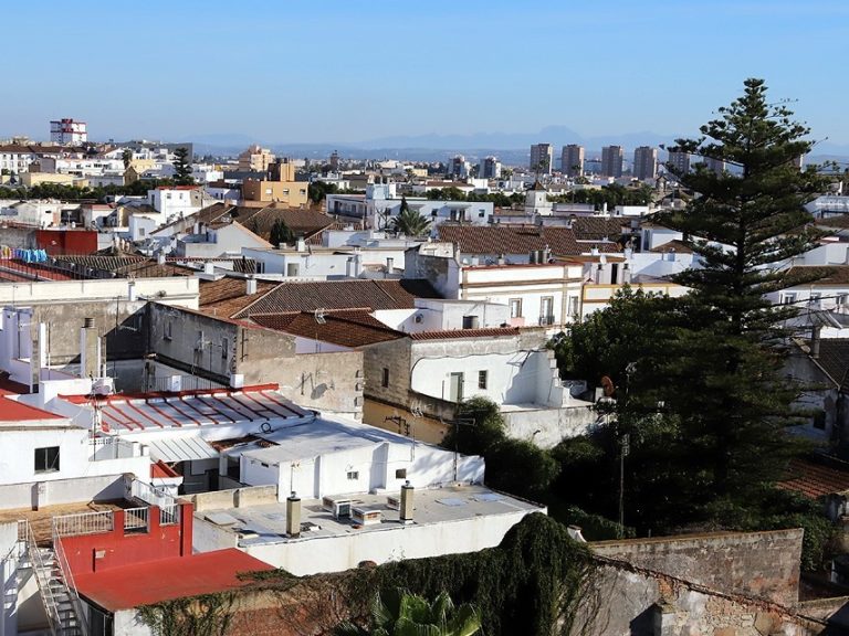 Díaz: “El Centro Histórico se ha reactivado con la rehabilitación de 164 viviendas frente a las 24 de 2019”