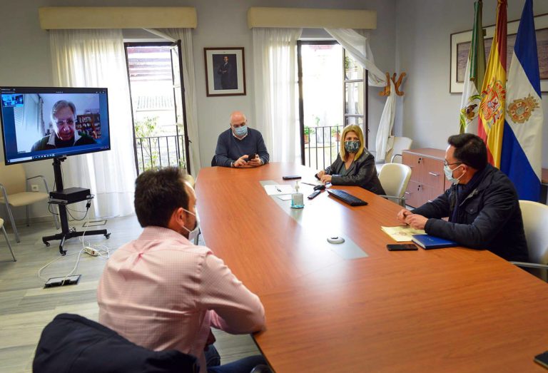El Ayuntamiento y la Unión de Hermandades trabajan en un programa de actividades alternativo