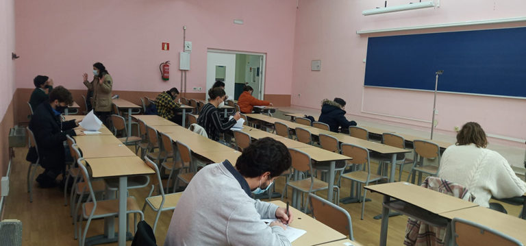 La Universidad de Cádiz inicia con normalidad los exámenes del primer cuatrimestre