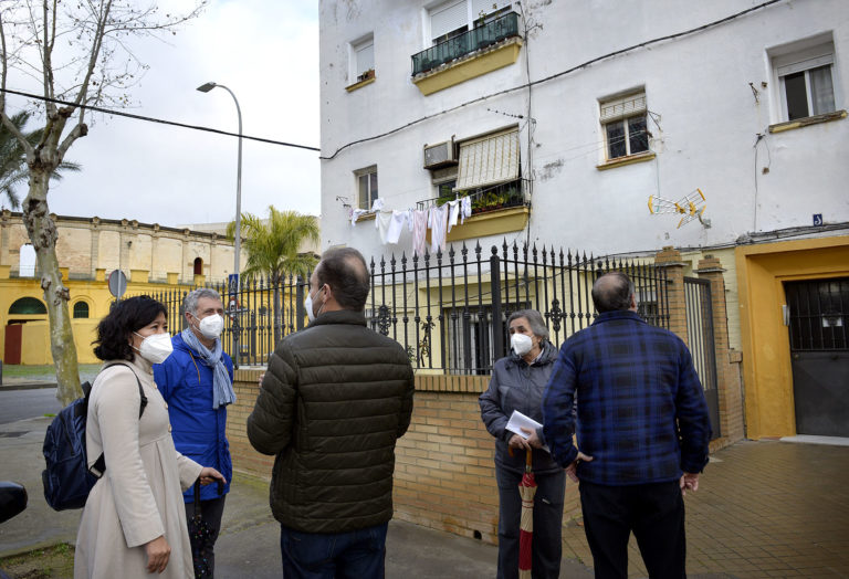 Ayuntamiento y Cuerpo de Bomberos han inspeccionado de nuevo el bloque de La Constancia