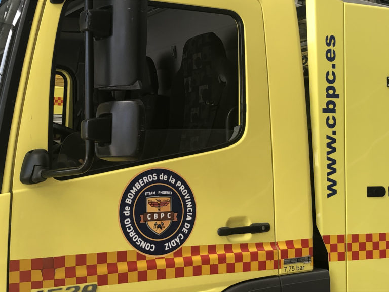Incendio en un unifamiliar en Sanlúcar. Dos personas trasladadas por quemaduras
