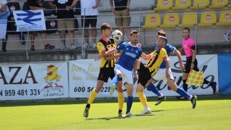 Xerez DFC. Derrota con honores en el adiós a Tercera (2-1)