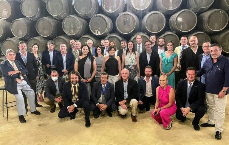 Eduardo Bárcena, nuevo presidente del Rotary Club Jerez Corporate