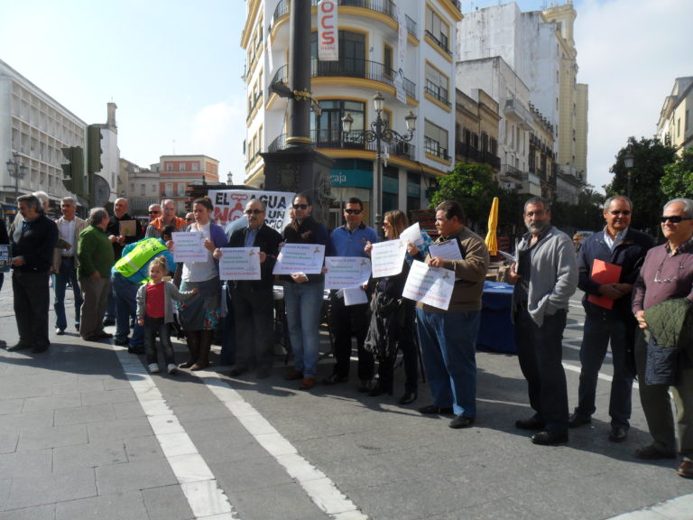 Éxito de participación en las ponencias de las jornadas organizadas por la Coordinadora de Agua de Jerez