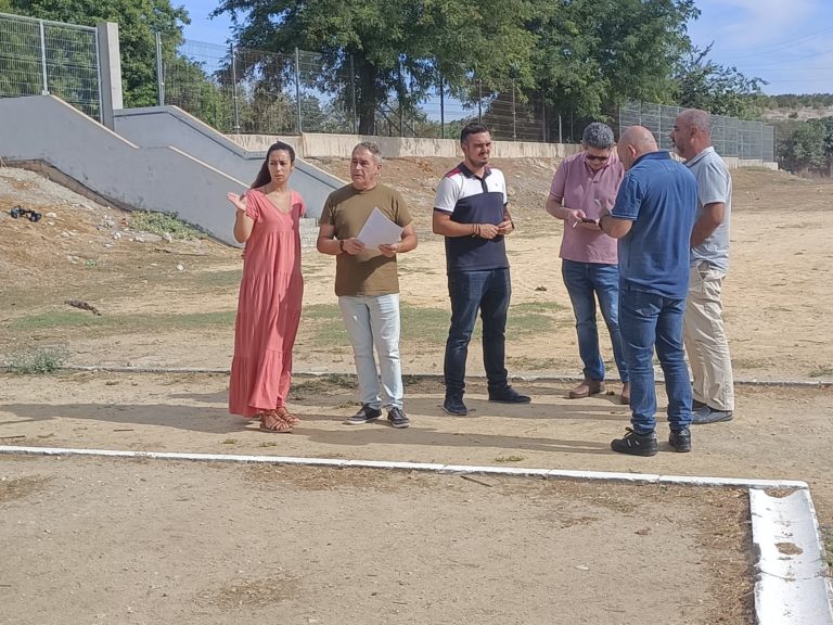 El Ayuntamiento inicia los trabajos del nuevo parque infantil de Mesa de Asta￼