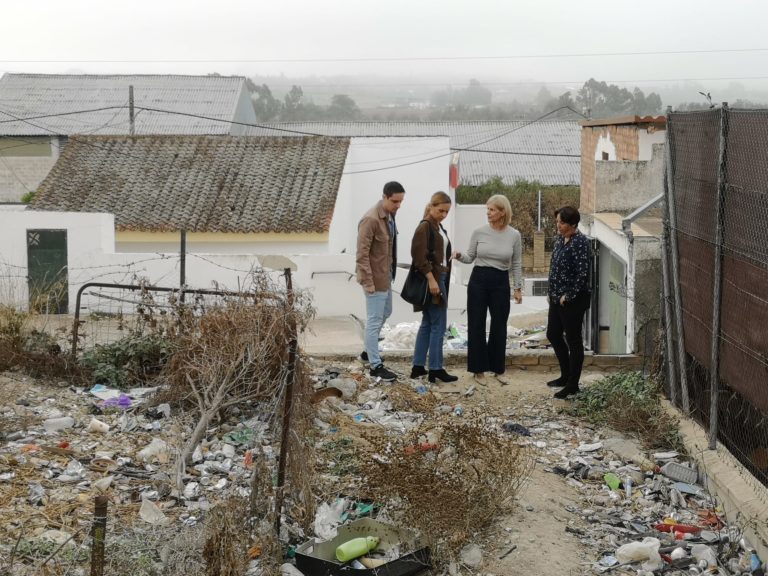 El PP destaca el empuje de la delegada de Alcaldía de Lomopardo para que la barriada cuente con la escalera de calle Sor Agustina