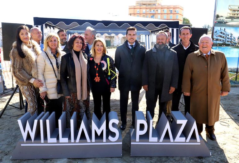 Colocada la primera piedra de Residencial ‘Williams Plaza’ en calle Circo