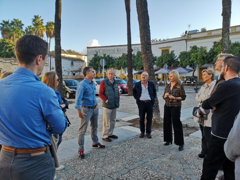 Pelayo promete un nuevo Archivo Municipal en un edificio rehabilitado del Centro Histórico