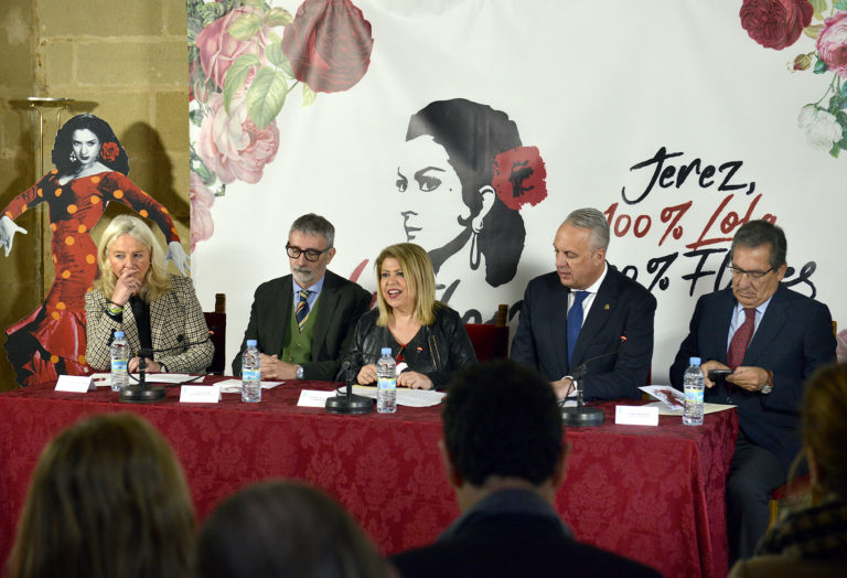 El Centro de Interpretación Lola Flores y el Centro Cultural estarán abiertos a piezas de colecciones particulares