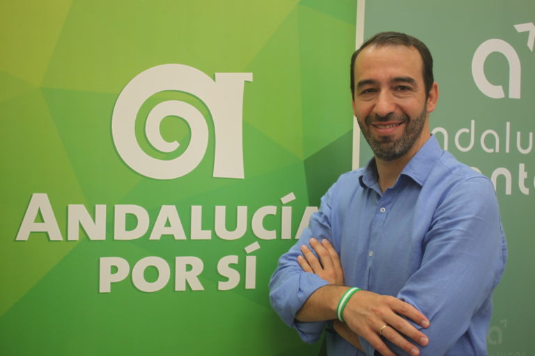 Santiago Casal: “Estamos al lado de los trabajadores de San Juan Grande, a los que ahora su empresa les propone condiciones indignas, abusivas e intolerables”