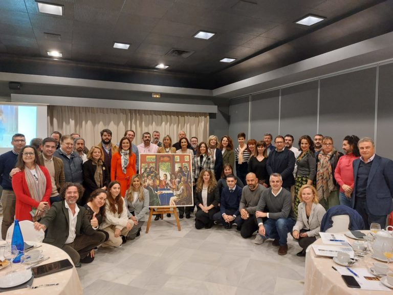<strong>Medio centenar de empresas turísticas preparan un calendario de experiencias por el centenario del nacimiento de Lola Flores</strong>