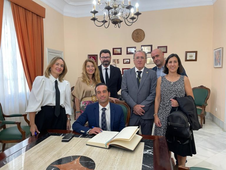 EL COLEGIO DE ABOGADOS DE JEREZ PONE EN VALOR EL PAPEL DE LOS ABOGADOS DE OFICIO