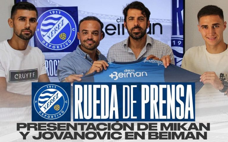 Presentación de Jovanovic y Mikan en el Xerez DFC en Clínicas Beiman