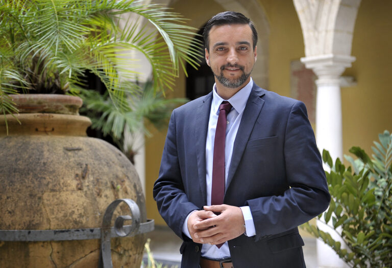 El PSOE de Jerez denuncia que «el gobierno de Pelayo tiene más de 19 millones de euros de facturas sin pagar»